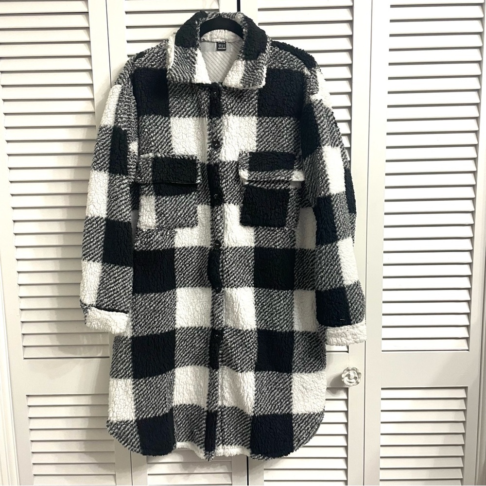 SHEIN Black & White Buffalo Plaid Sherpa Shacket